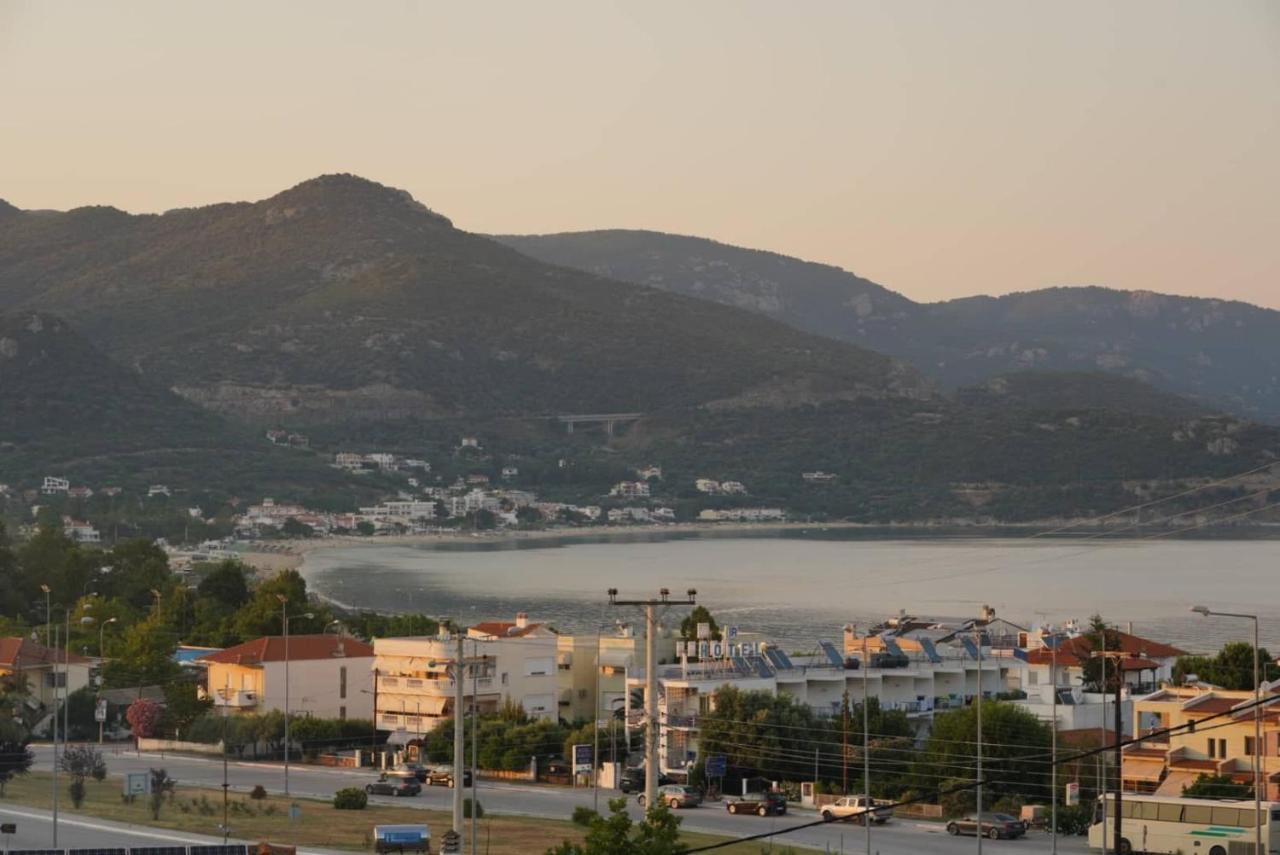 Venetia Luxury Villa Nea Iraklitsa Kültér fotó
